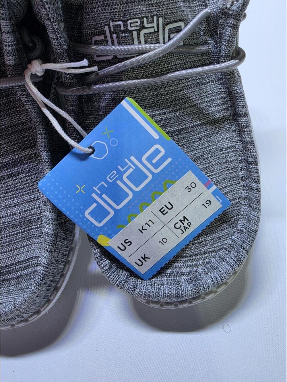 Hey Dude Wally Youth Boys Gray Low Top Lace-Up Sneakers Logo US K12 EU 31 - Picture 4 of 9